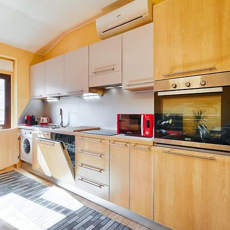 Frida Apartment Nuovo Luminoso Con Vista Aperta Трієст Екстер'єр фото