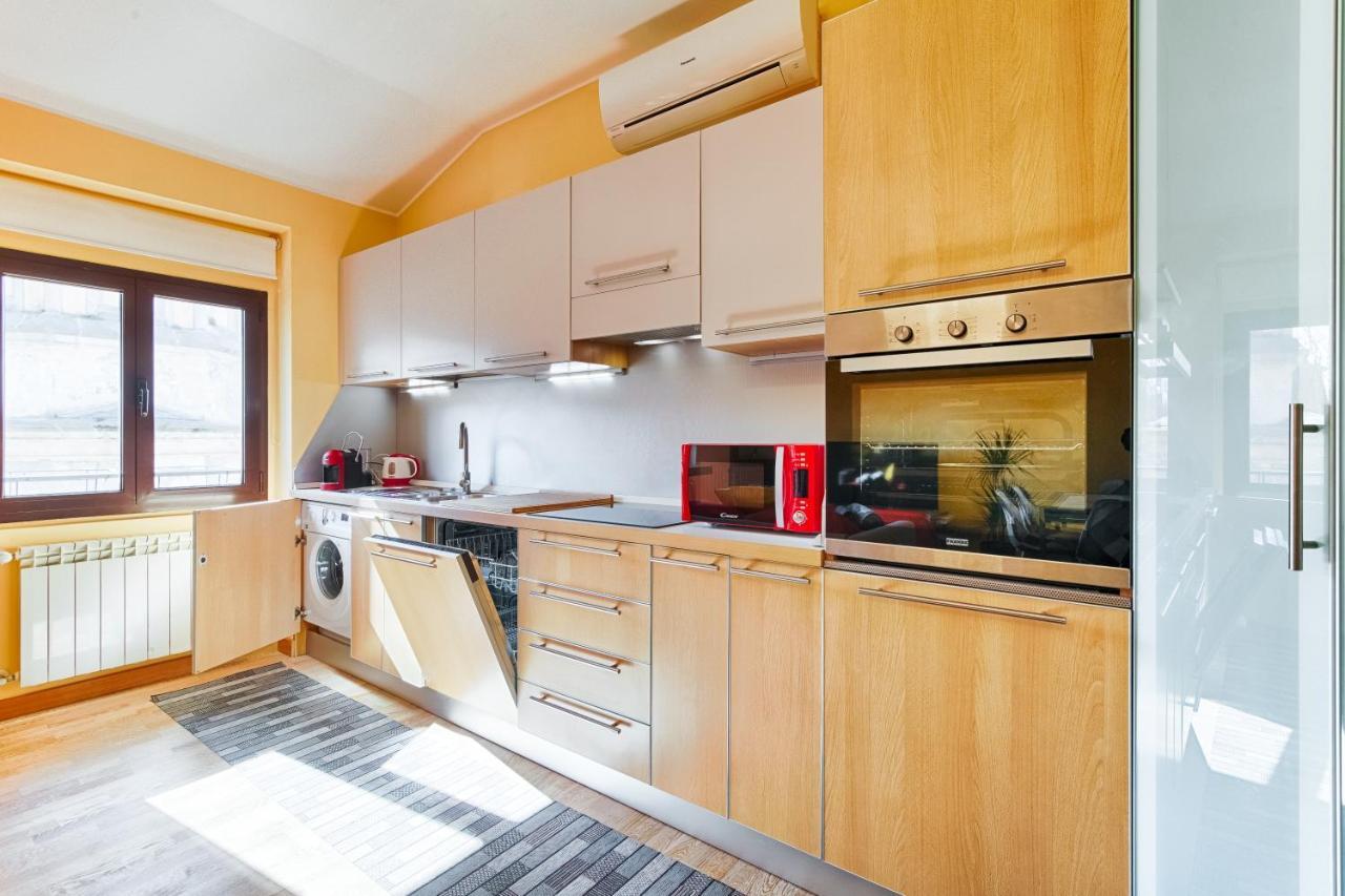 Frida Apartment Nuovo Luminoso Con Vista Aperta Трієст Екстер'єр фото